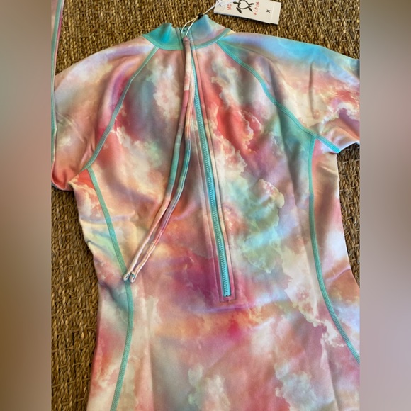 NWT Hurley Surf Swimsuit - Picture 9 of 12